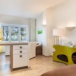 Direkt Am Strand Mit Meerblick Und Sauna - Fewo Strandidyll